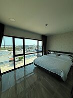 arunsakhon luxury condo