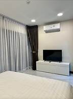 arunsakhon luxury condo