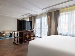 L'Signature Hotel & Spa