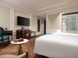 L'Signature Hotel & Spa