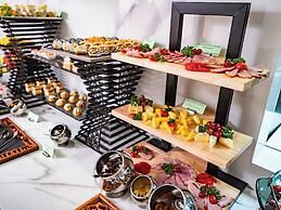 L'Signature Hotel & Spa