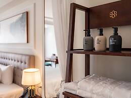 L'Signature Hotel & Spa