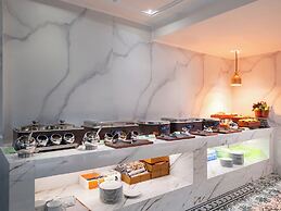 L'Signature Hotel & Spa