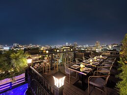 L'Signature Hotel & Spa