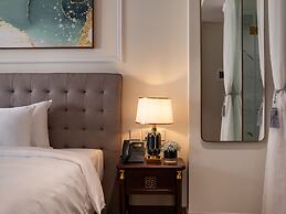 L'Signature Hotel & Spa