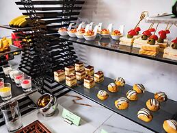 L'Signature Hotel & Spa