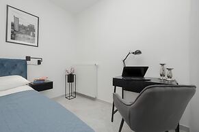 Cosy Apartment With Parking by Renters