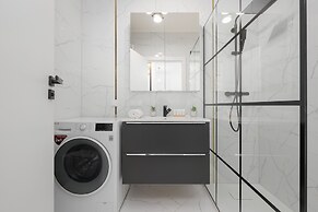 Cosy Apartment With Parking by Renters