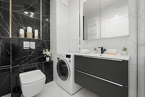 Cosy Apartment With Parking by Renters