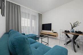 Cosy Apartment With Parking by Renters