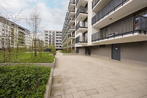 Cosy Apartment With Parking by Renters