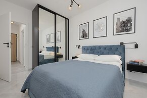 Cosy Apartment With Parking by Renters