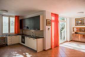 Villa Civico 32 Near The Sea With Pool