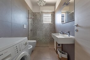 3828 Villa Le Maree by Barbarhouse