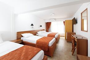 Oelia Rooms & Apartments