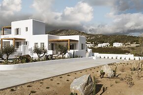P Square Luxury Villas Naxos