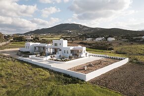 P Square Luxury Villas Naxos