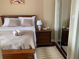 Villa Vinovo 3 En-suite Bedroom Apartment