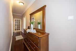 Villa Vinovo 3 En-suite Bedroom Apartment