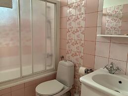 Villa Vinovo 3 En-suite Bedroom Apartment