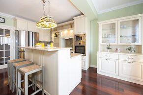 Villa Vinovo 3 En-suite Bedroom Apartment