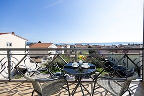 Villa Vinovo 3 En-suite Bedroom Apartment