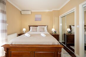 Villa Vinovo 3 En-suite Bedroom Apartment