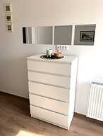 Lovely 1 Bedroom Apartment