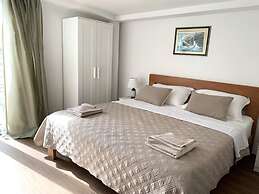 Lovely 1 Bedroom Apartment