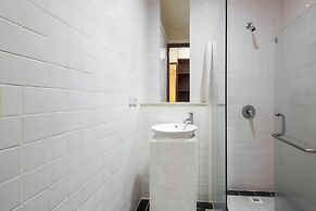 Capital O 93809 Wida Hotel