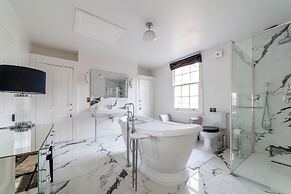 The New Cross Premier Room