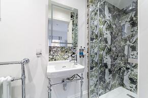 The New Cross Premier Room