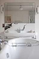 The New Cross Premier Room