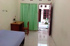 SPOT ON 93851 Fermansio Homestay 1