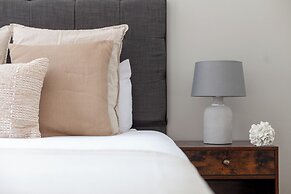 The Highbury Collection