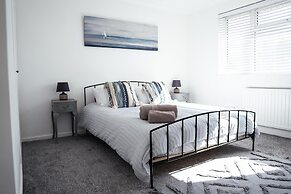 Inviting 4-bed House in Kettering