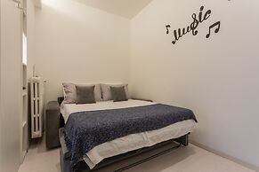 L Angolo di Piazza Castello by Wonderful Italy