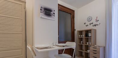 L Angolo di Piazza Castello by Wonderful Italy