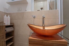 L Angolo di Piazza Castello by Wonderful Italy