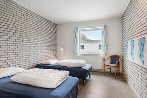 Sct Knudsborg, Brenderup 58-beds, on the Beach