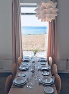 Sct Knudsborg, Brenderup 58-beds, on the Beach