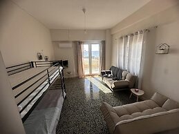 Agioi Theodoroi Beach view Modern Apt