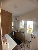 Agioi Theodoroi Beach view Modern Apt