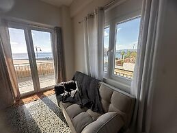 Agioi Theodoroi Beach view Modern Apt