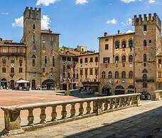 LA CORTE DEL RE SUITE AREZZO