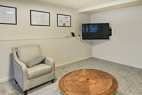 Pet Friendly West Anchorage Home Near Airport! by RedAwning