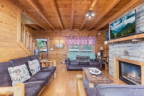 Er81 - Family Making Memories 3 Bedroom Cabin by RedAwning