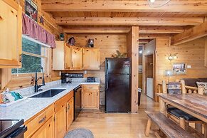 Er81 - Family Making Memories 3 Bedroom Cabin by RedAwning