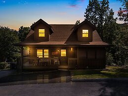 Er81 - Family Making Memories 3 Bedroom Cabin by RedAwning