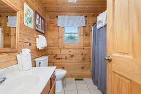 Er81 - Family Making Memories 3 Bedroom Cabin by RedAwning